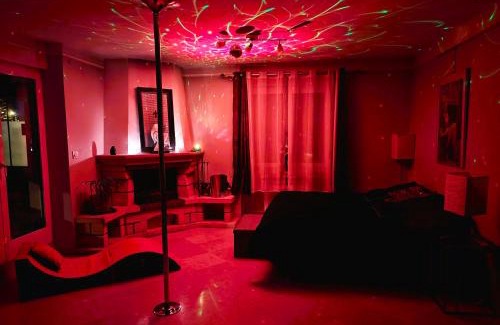 Crehange Apartment | Paradis Love Room