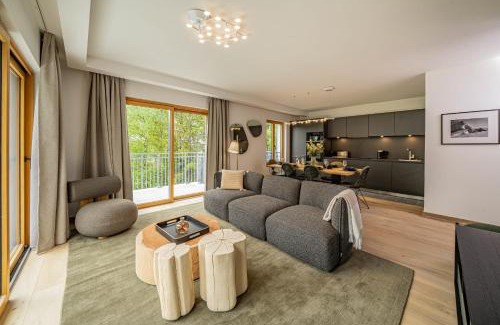 Chamonix City Centre Apartment | Paradisa Terrasse Mont-Blanc Central 3-bedroom with Mont-Blanc View!