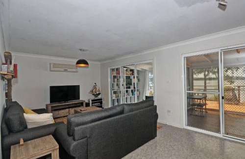North Arm Cove House | Paradise 54 Eastslopes Way