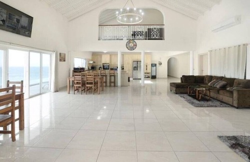 Cay Bay Hill House | Paradise Family homen