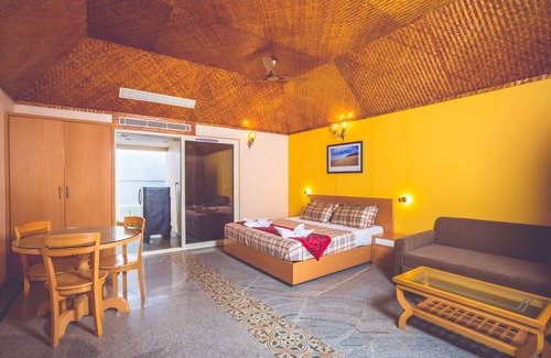 Tonse West Hotel | Paradise Lagoon