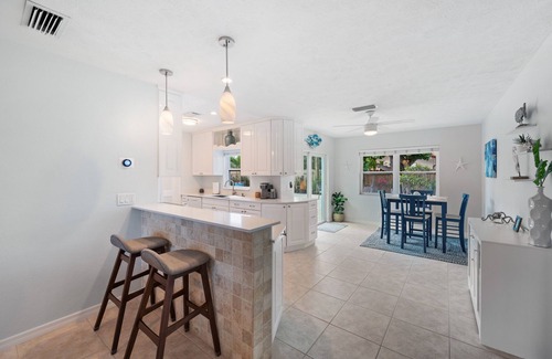 Tropic Palms House | Paradise Palms, our tropical oasis in Delray Beach and very close to Boca Raton!