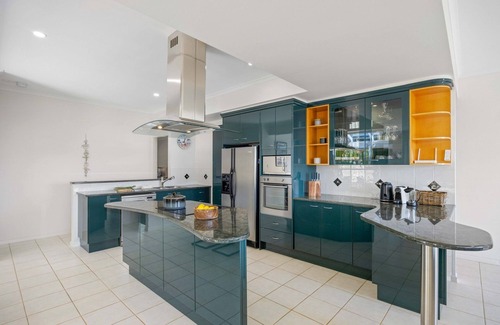 Bonny Hills House | Paradise View - coastal townhouse Bonny Hills
