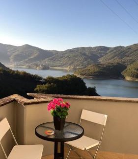Rocca Sinibalda House | Paradiso sul lago