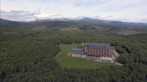 Ruesga Hotel | Parador de Cervera de Pisuerga