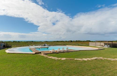 Cavaleiro House | Paraiso da Serva - Flor do Rosto 1
