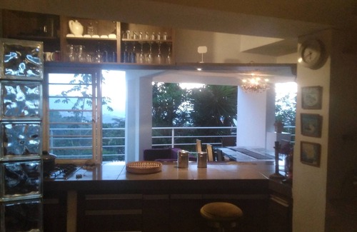 Bucaramanga House | Paraiso exclusivo, arte, vista experiencia única rodeada de naturaleza.