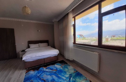 DogubeyazIt Hotel | Parasut Village Hotel