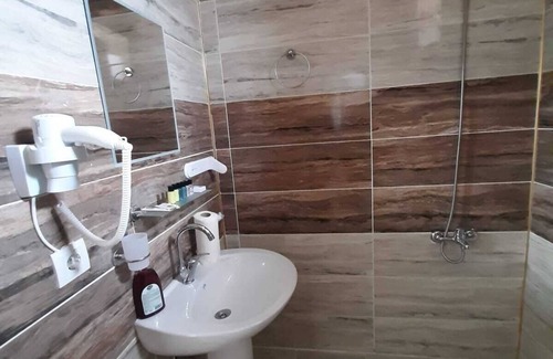 DogubeyazIt Hotel | Parasut Village Hotel