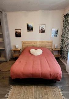 Saint-Germain Bed & Breakfast | ~ Parenthèse bucolique ~