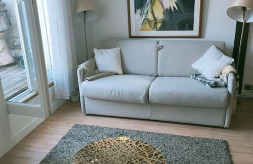 Les Halles Apartment | Paris centre grand duplex avec belle terrasse