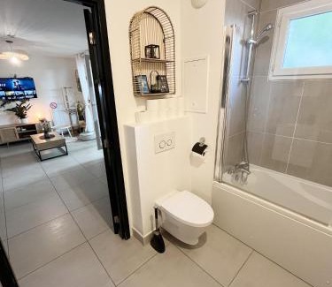 Romainville Apartment | Paris Studio Cosy luxe avec jardin Proche métro