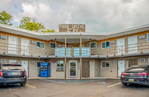 Caro Hotel | Park Drive Inn