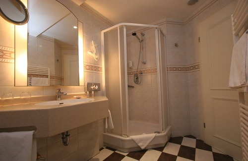 Ettringen Hotel | Park Hotel Am Schloss