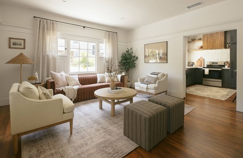 Historic Downtown Santa Barbara House | Park House Luxury Home Downtown in Theatre Arts District-2 bed 1.5 Bath