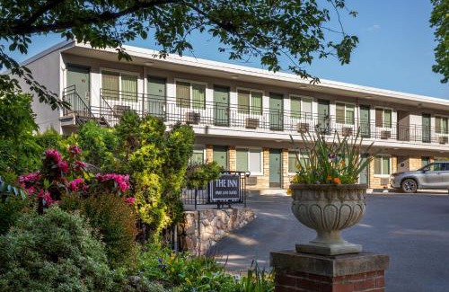 Goose Hollow Hotel | Park Lane Suites & Inn