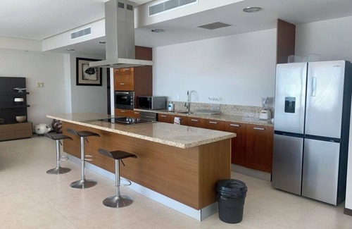 North Hotel Zone Apartment | Park Life Peninsula