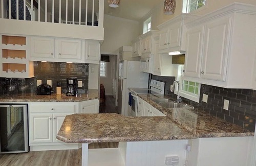 Cape Vincent House | Park Model #29 - 1 bedroom/1 bath