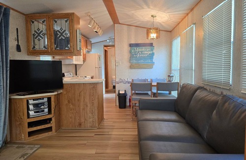 Pierceton RV Rental | Park model located at Yogi Jellystone Park. Not far from the beach.