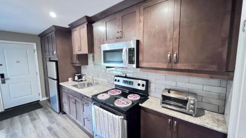 Tweed Hotel | Park Place Motel & Suites
