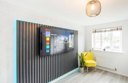 Kibworth Beauchamp House | Park view house, sleeps 5 or 6 suitable for contractors and families