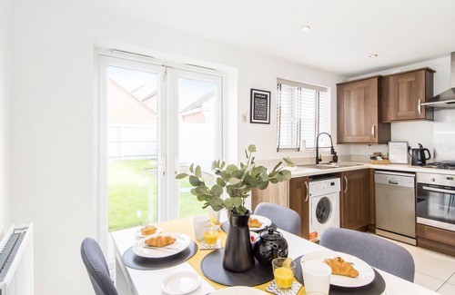 Kibworth Beauchamp House | Park view house, 3 beds, sleeps 5/6