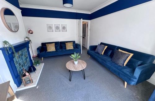 Grantham House | Park View - Spacious, Central Home