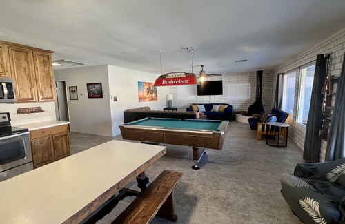 Moovalya Keys House | Parker Keys Waterfront Home with 50’ private dock, pool table and BBQ