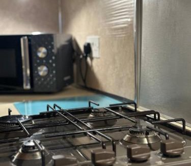 Leith Apartment | Parking - City Centre - Great Area - 2 Guests