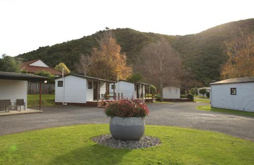 Waikawa Bay Resort | Parklands Marina Holiday Park