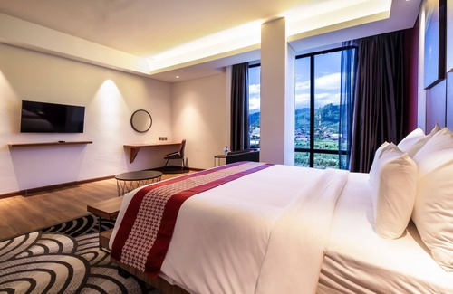Takengon Hotel | Parkside Gayo Petro Hotel