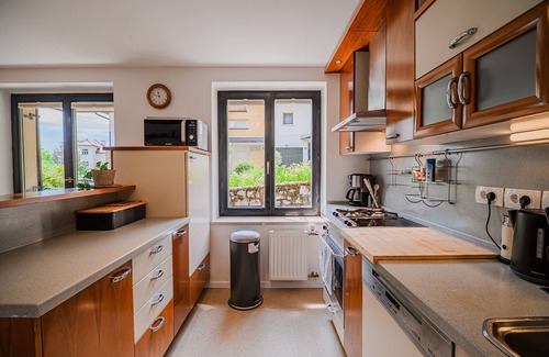 Ljubljana Apartment | Parkside Haven w/4 Bedrooms&free parking
