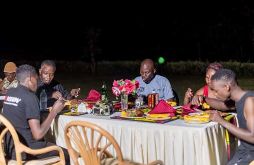 Pakwach Hotel | Parkside Safari Lodge