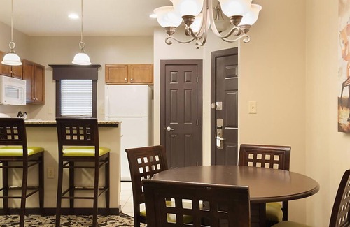 Lackey Condo | Parkside Williamsburg Resort 2br suite, Saturday check-in