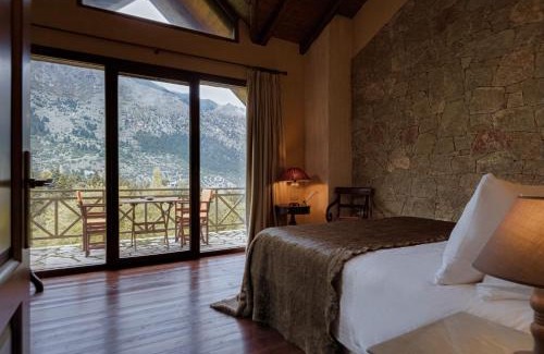 Eptalofos Ski Chalet | Parnassus Dreamwood Chalet