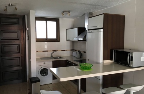 El Madronal Apartment | Parque Santiago 1, Modern 2 Bedroom Air-conditioned Apartment