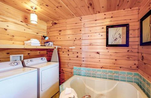 Northeast Somerset House | Partridge Road Retreat