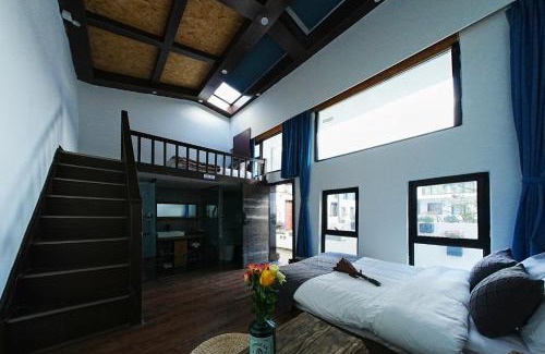 Lijiang House | Party House