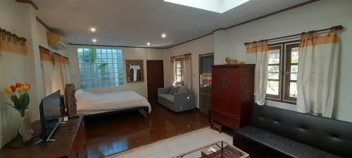 Sao Hai House | Pasak River House Home stay