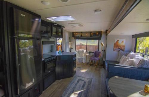 Talent Apartment | Paschal Winery - Water's Edge