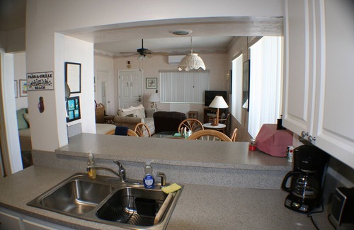 Pass-a-Grille Historic District Apartment | Pass-a-Grille Beach Condo
