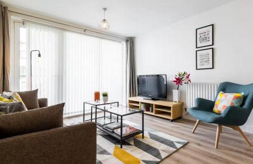 Greenwich West Apartment | Pass the Keys 2-Bed 2-Bath Flat 1 min Greenwich Station DLR