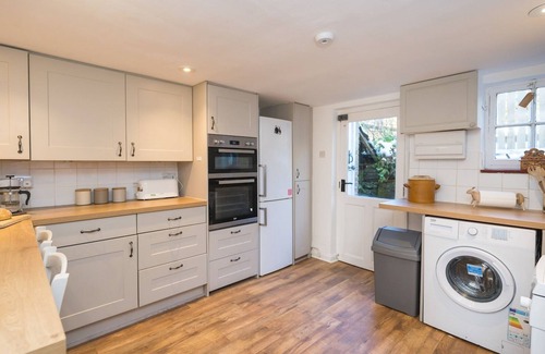 Craven Arms House | Pass the Keys | Cosy cottage hideaway set in beautiful countryside