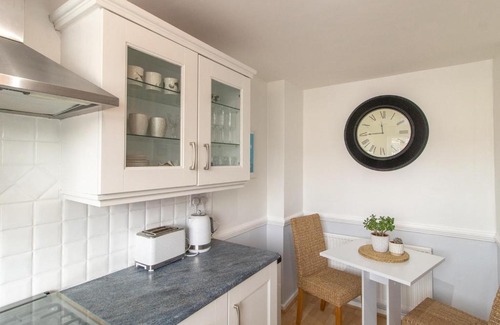 Cullercoats House | Pass the Keys Cosy Seaside Home with Free Parking
