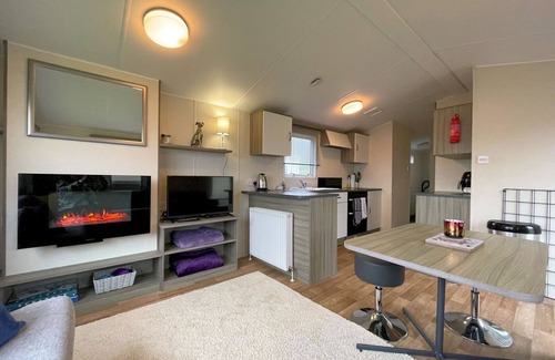 Beattock House | Pass the Keys | Cosy & Welcoming 3BR in Beautiful Country Park