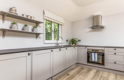 Funtington Apartment | Pass the Keys | Delightful 1 bed lodge in South Downs village