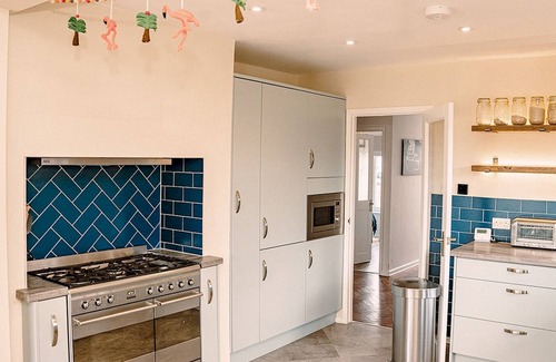 Lydd-on-Sea House | Pass the Keys | Dungeness Drift - By the Beach!