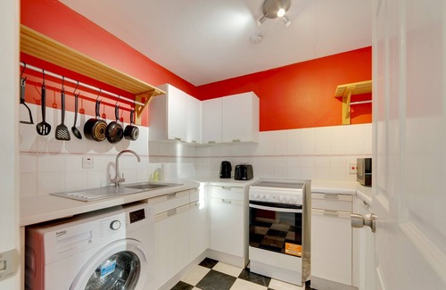 Cherry Hinton House | Pass the Keys | Renovated Sunny Home | Pass the Keys
