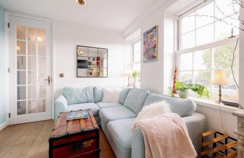 Finsbury Apartment | Pass the Keys Stylish Apartment in the heart of Clerkenwell