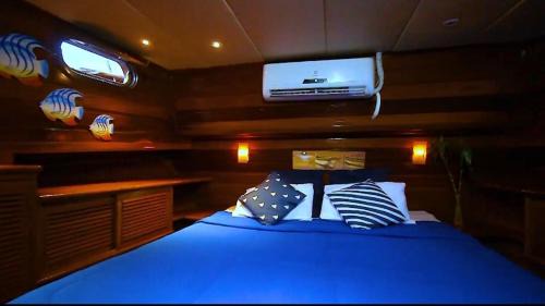 Paraty Boat Rental | Passeio de barco na Escuna Ibiza